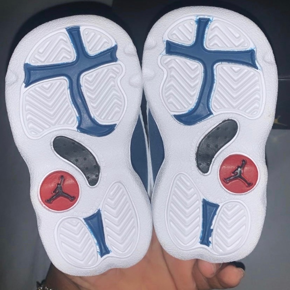 Air Nike - Picture 2 of 2